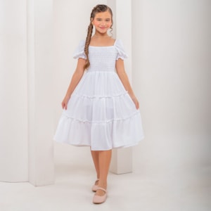 Vestido infantil branco rodado festa