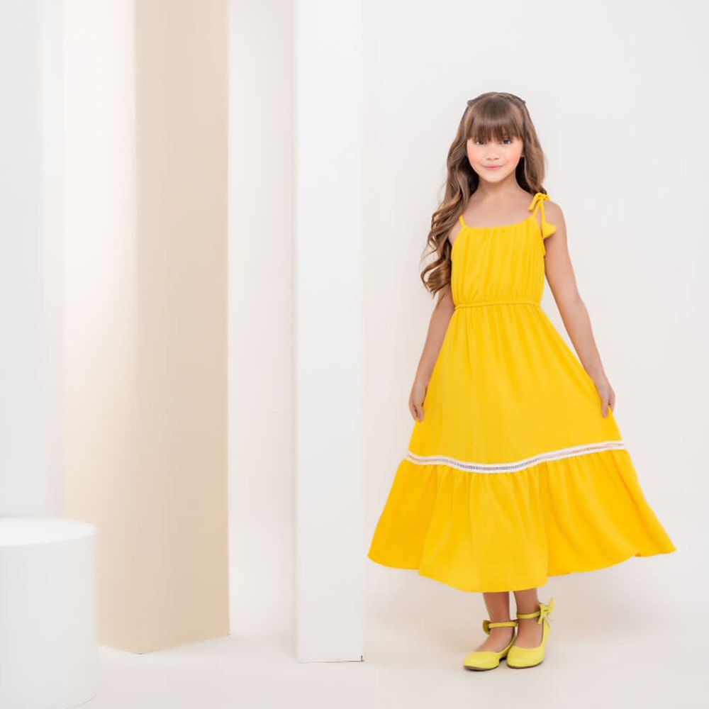 Vestido infantil amarelo store claro