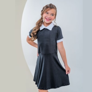 Vestido infantil Wandinha